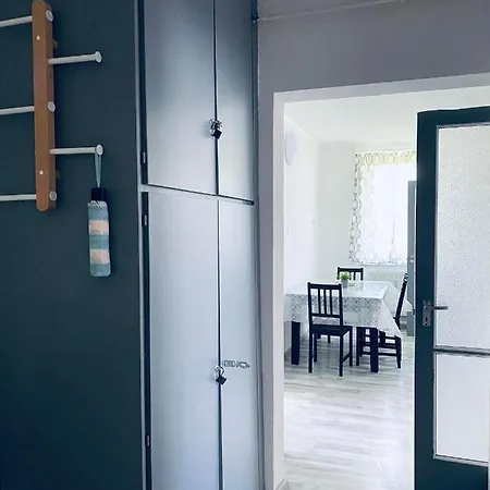 Fured Apartman شقة *